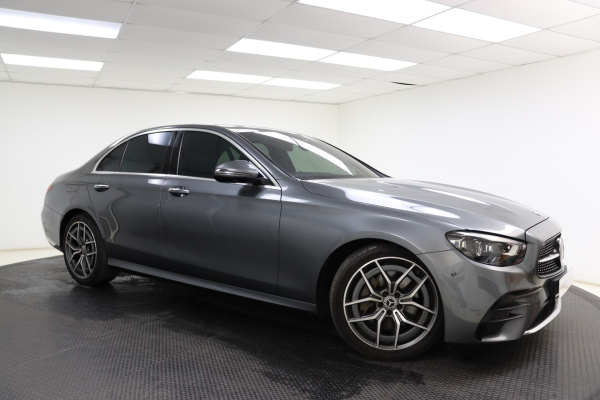 2022 MERCEDES BENZ E300 AMG Line