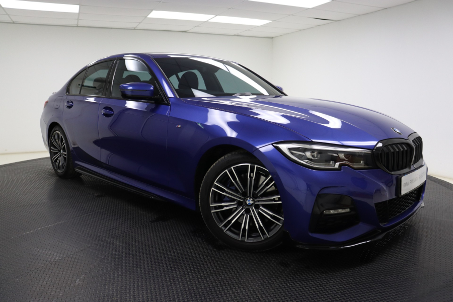 2022 BMW 330i M Sport CKD (with DA)