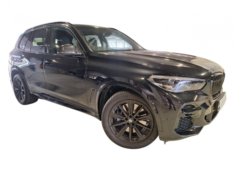 2022 BMW X5 xDrive45e (with 360 Camera)