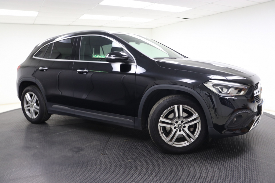 2023 MERCEDES BENZ Mercedes Bemz GLA200