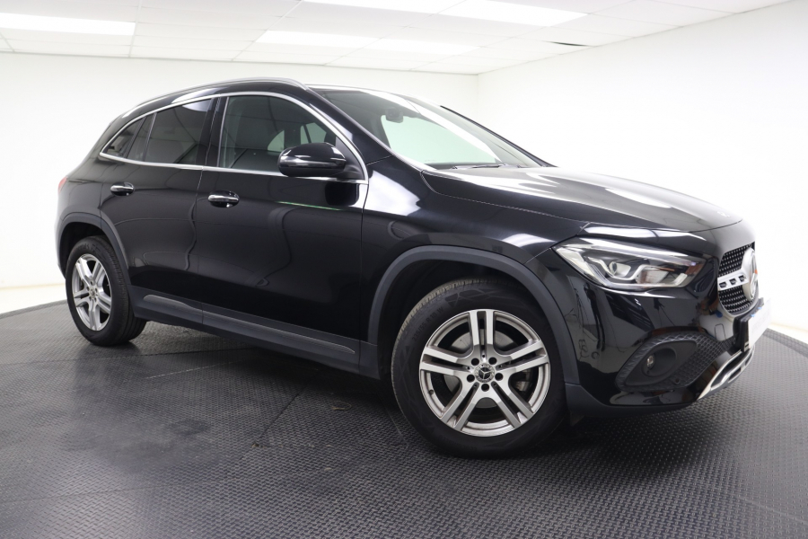 2023 MERCEDES BENZ Mercedes Bemz GLA200