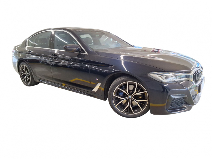 2022 BMW 530i M Sport LCI with Live Cockpit & DA (With Camera)