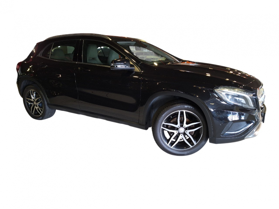 2016 MERCEDES BENZ GLA200 AMG Line