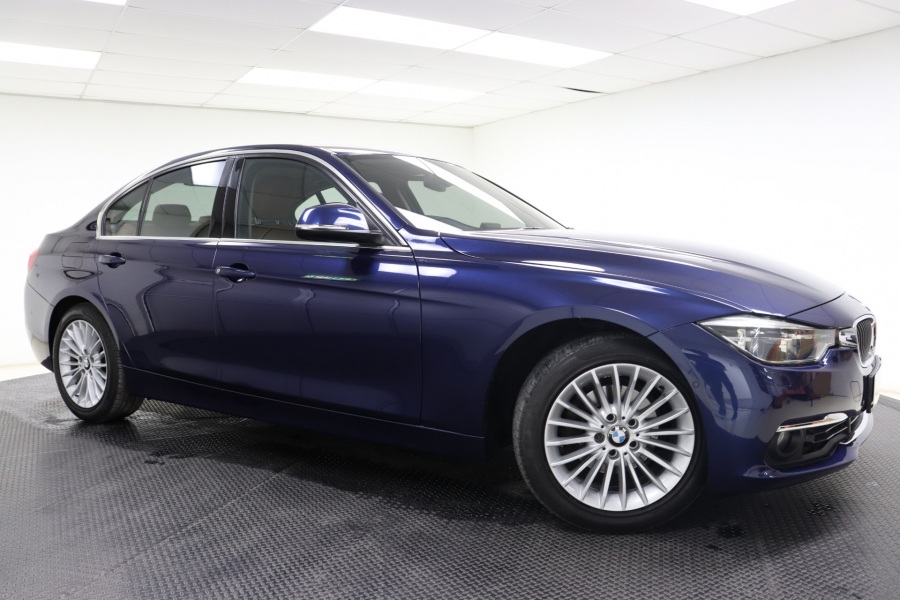 2019 BMW 318i Luxury