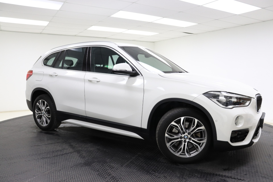 2022 Volvo XC40 Recharge T5 R-Design