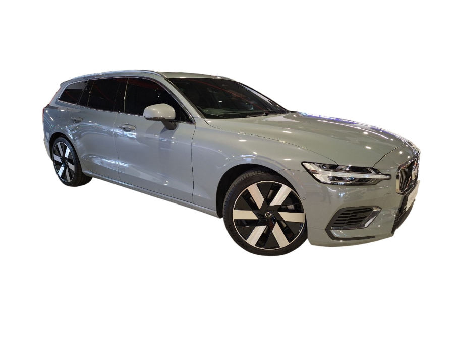 2024 Volvo V60 T8