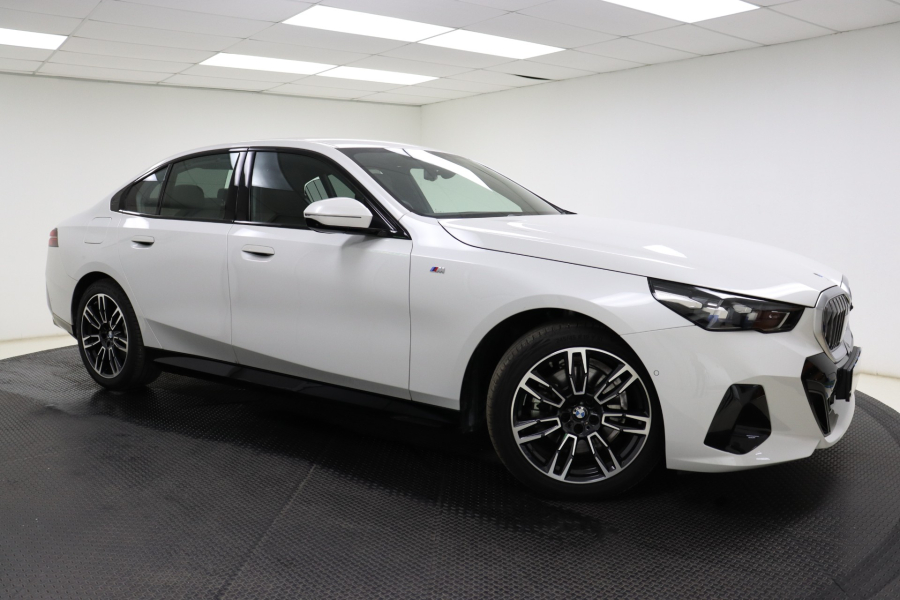 2025 BMW BMW 520I