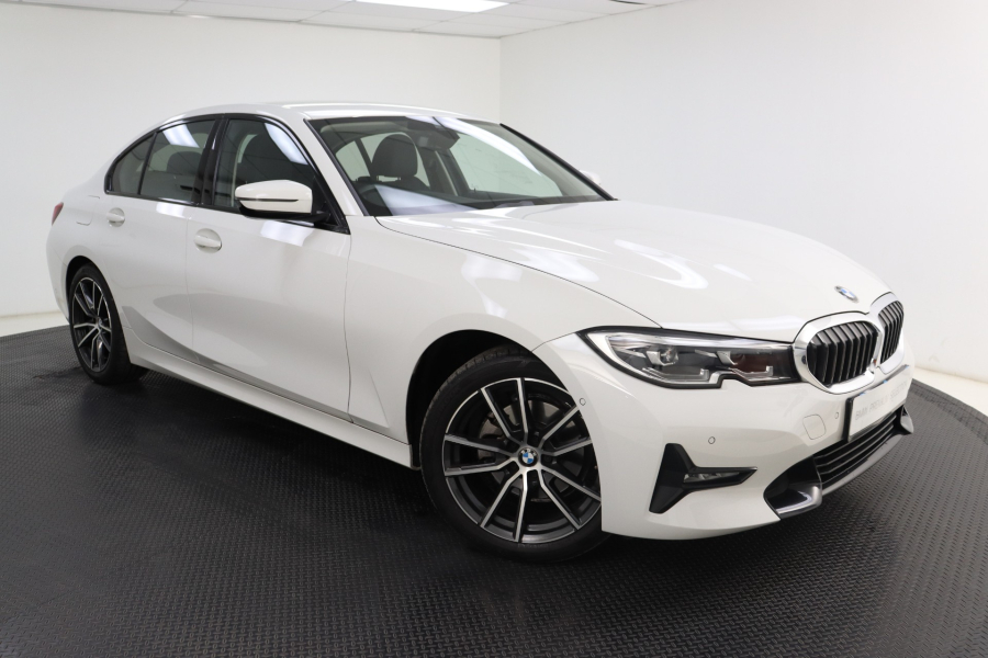 2020 BMW 320i Sport (with DA)