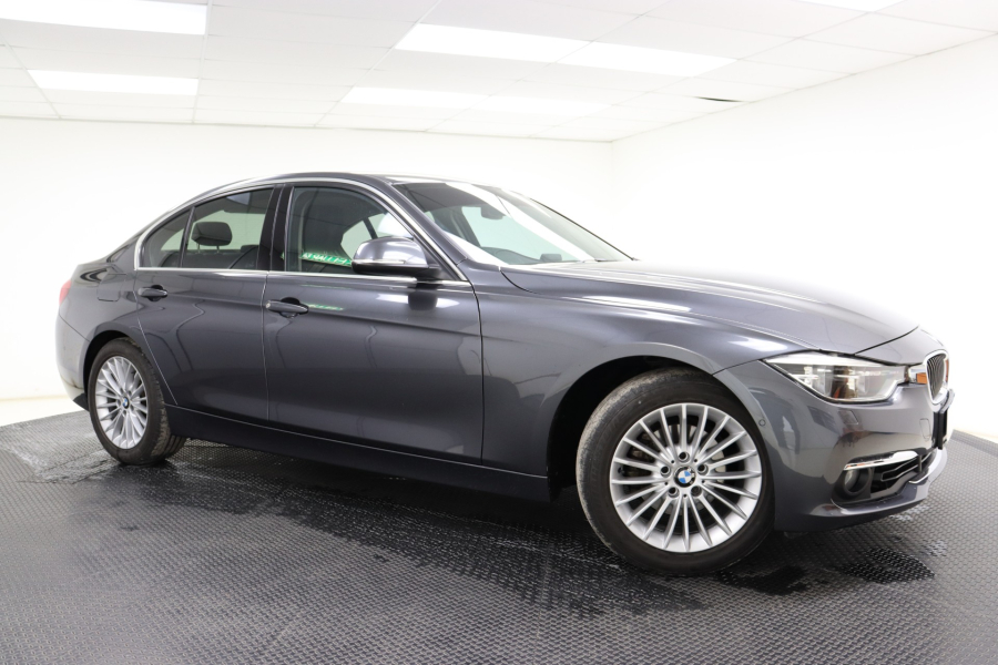 2019 BMW 318i Luxury