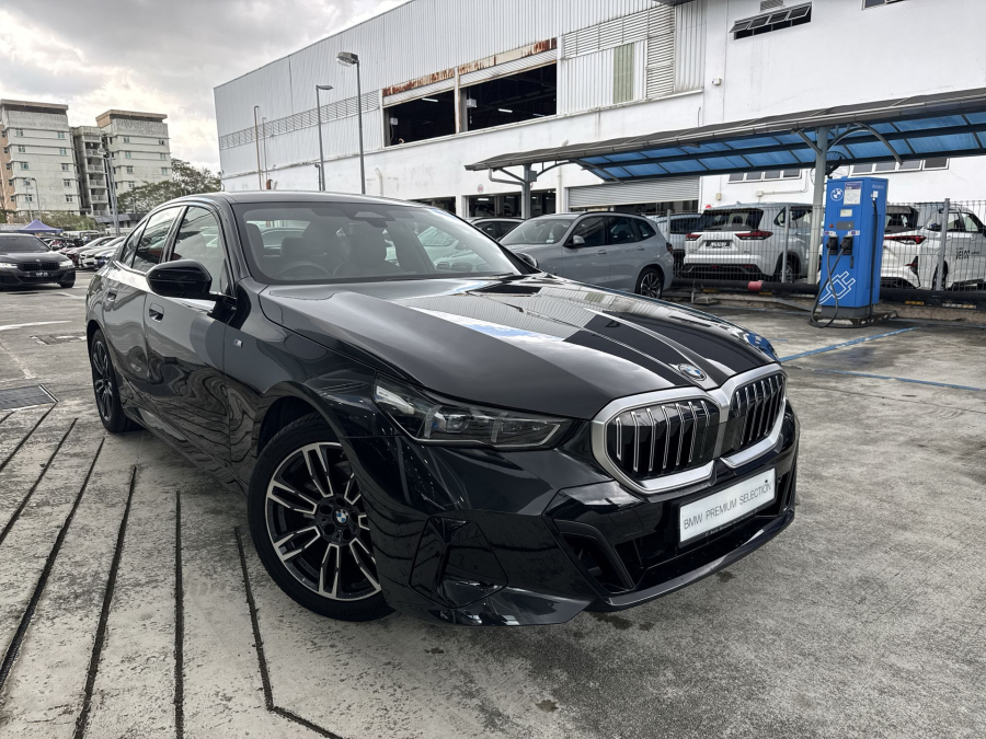 2025 BMW BMW 520I
